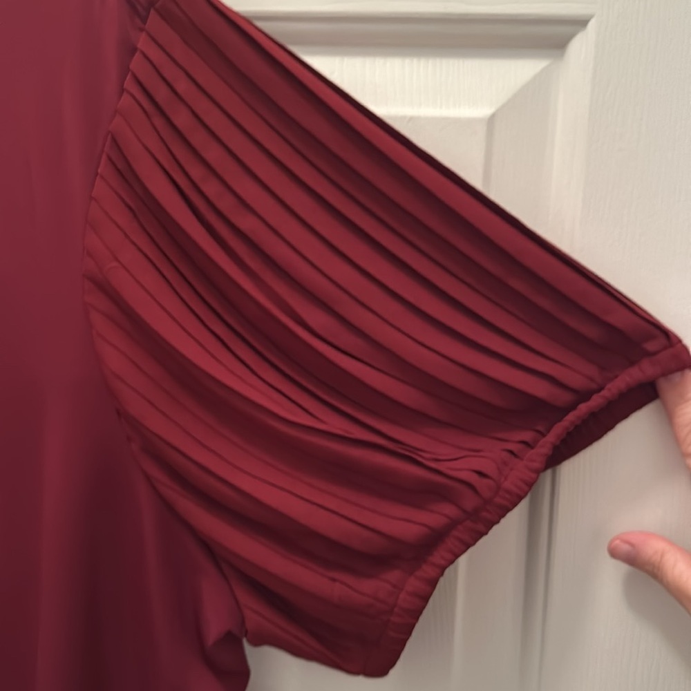Lane Bryant Size 22/24 Burgundy Pleated Sleeve Scoop Neck Blouse - Picture 2 of 12